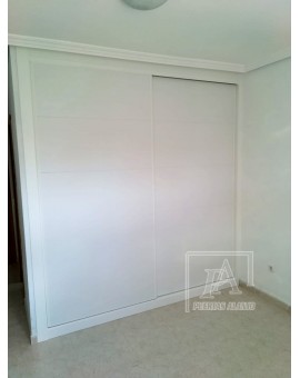 Frente de armario Blanco lacado 4L. horiz.+ Interior textil