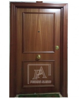 Puerta Acorazada interior en roble - exterior sapelly