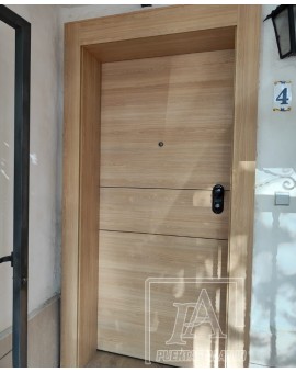 Puerta acorazada con panel laminado - Proma