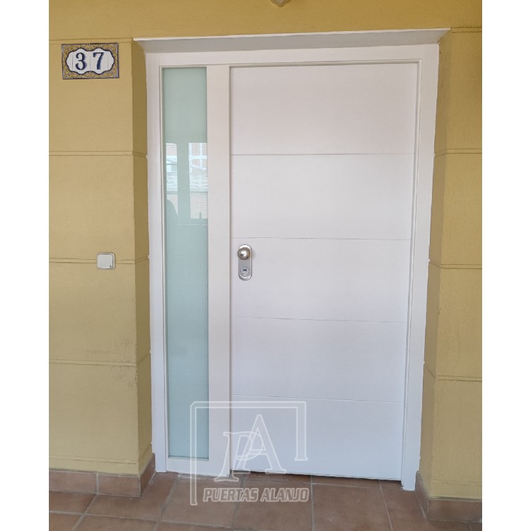 Puerta acorazada con fijo de cristal blindado blanco