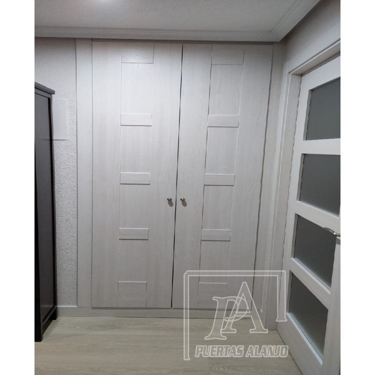 Puertas y Armarios de Interior en PVC