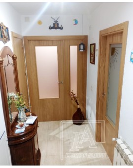 Puerta vidriera con dibujo