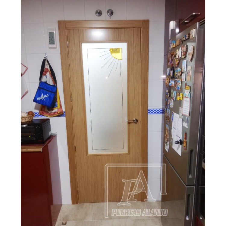 Puerta vidriera con dibujo